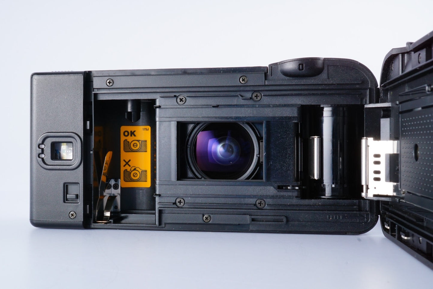 Chinon Handyzoom 5001 35-70mm コンパクトフィルムカメラ