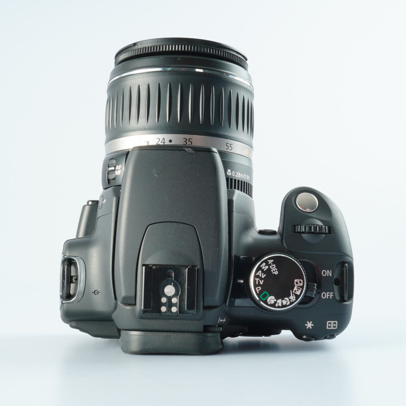 Canon EOS Kiss Digital N + EF-S 18-55mm F3.5-5.6 Ⅱ USM デジタル一眼レフカメラ