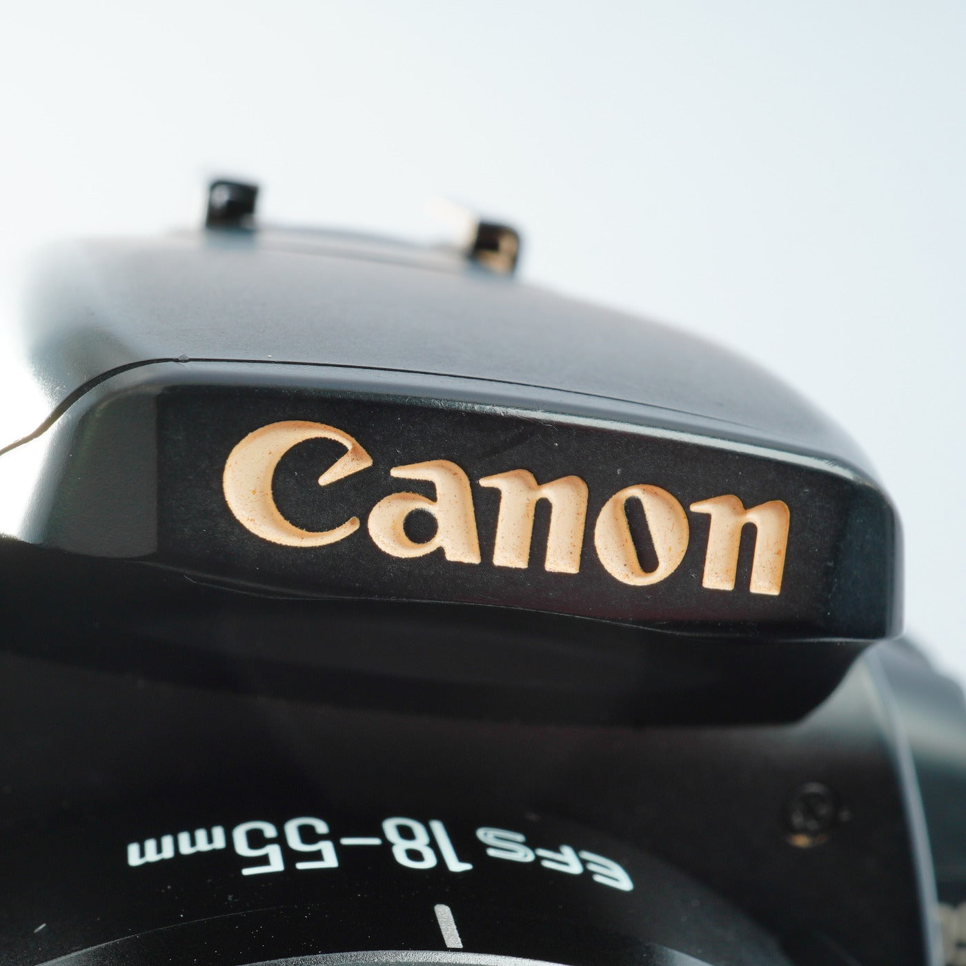 Canon EOS Kiss Digital N + EF-S 18-55mm F3.5-5.6 USM デジタル一眼レフカメラ
