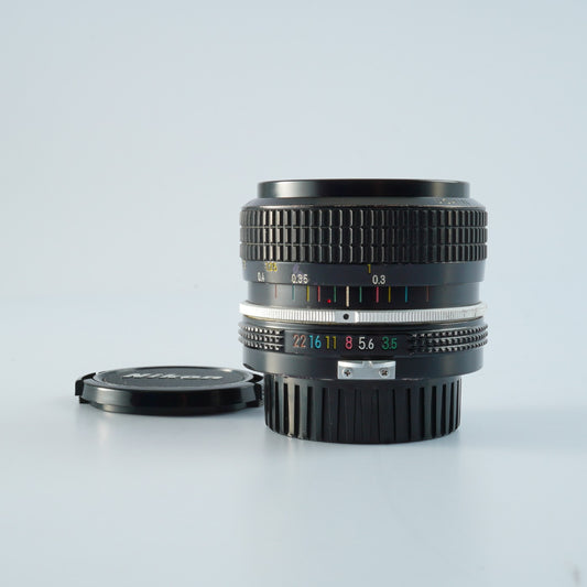 Nikon Nikkor 非Ai 28mm f3.5  単焦点レンズ