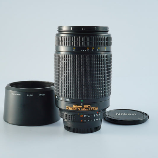Nikon AF NIKKOR 70-300mm f/4-5.6 D ED ズームレンズ