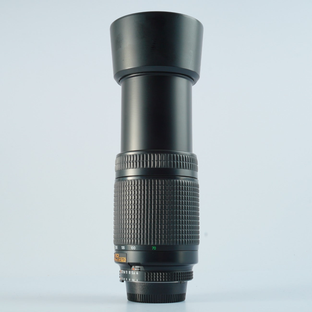 Nikon AF NIKKOR 70-300mm f/4-5.6 D ED ズームレンズ