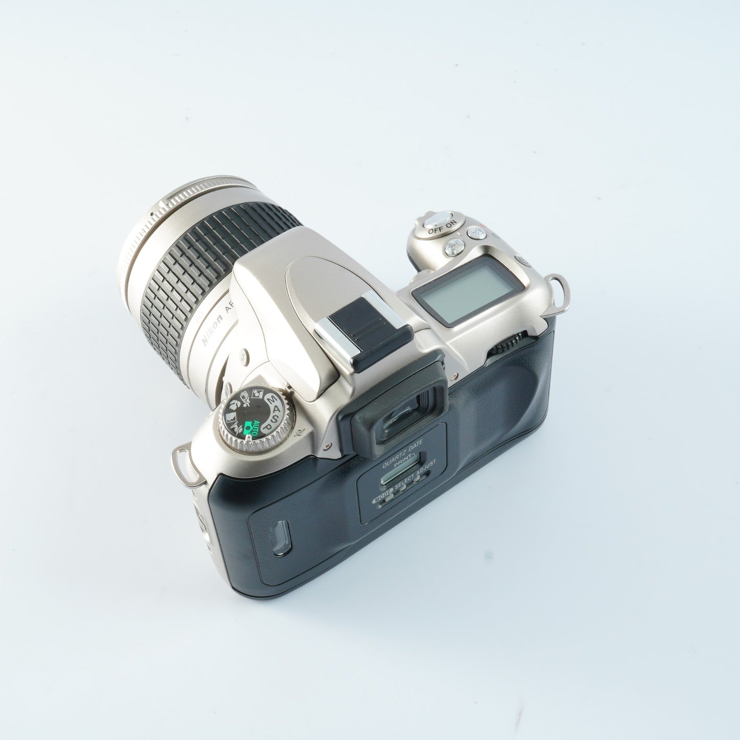 Nikon Us (F55) + AF Nikkor 28-80mm F/3.3-5.6 G AF フィルム一眼レフカメラ