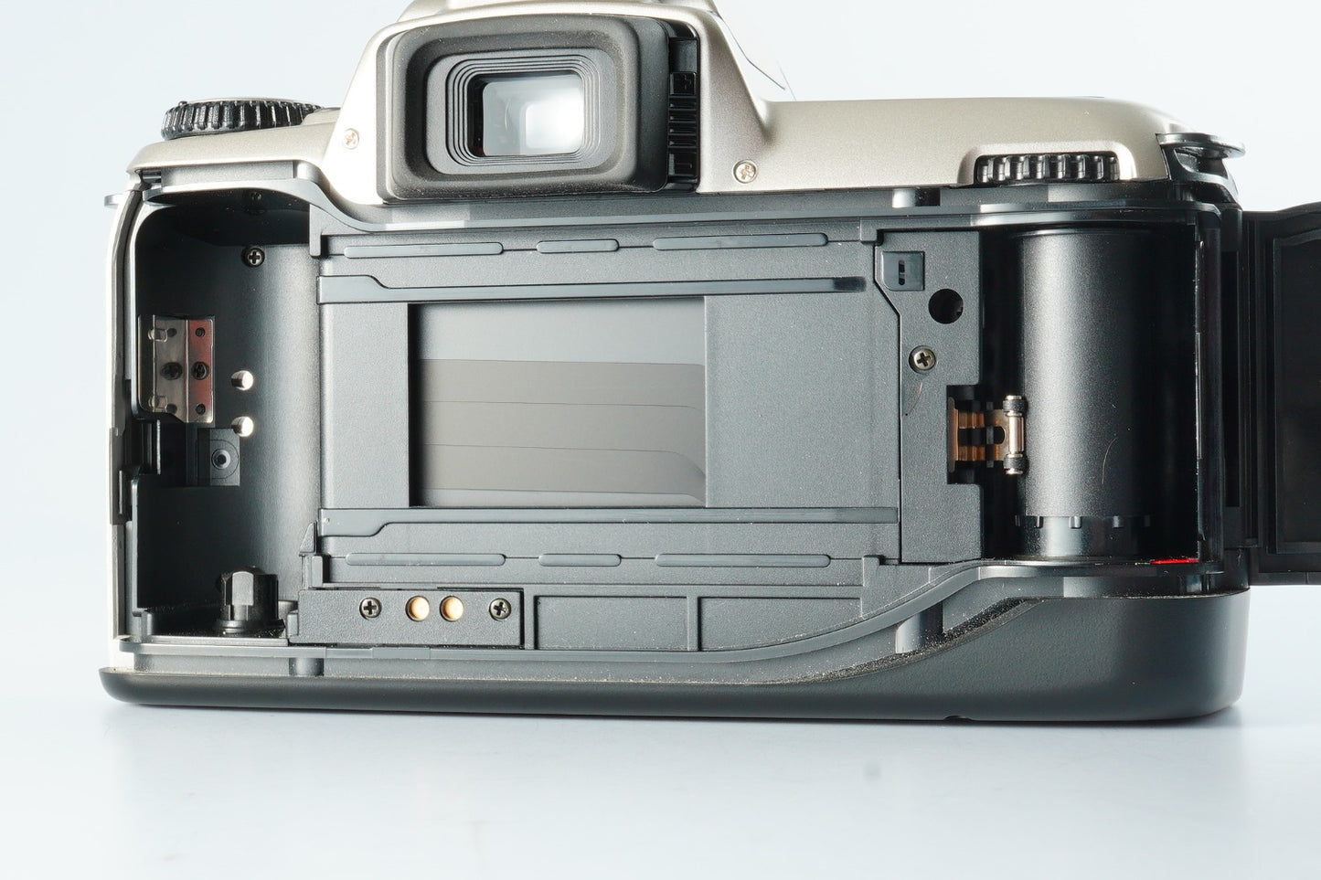 Nikon U (N65QD) + AF Nikkor 28-80mm F/3.3-5.6 G AF フィルム一眼レフカメラ