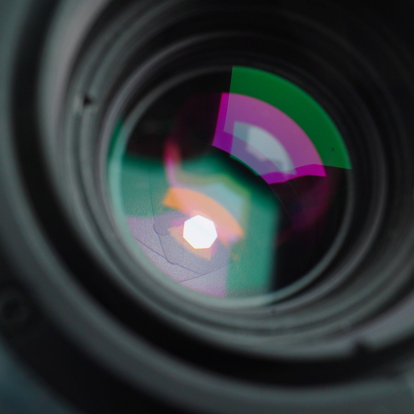 Nikon AF Nikkor 35-105mm F/3.5-4.5  ズームレンズ