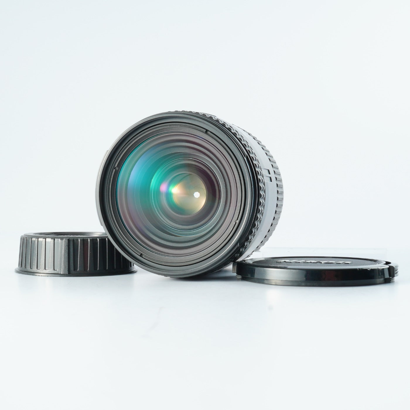 Nikon AF Nikkor 28-85mm F/3.5-4.5  ズームレンズ