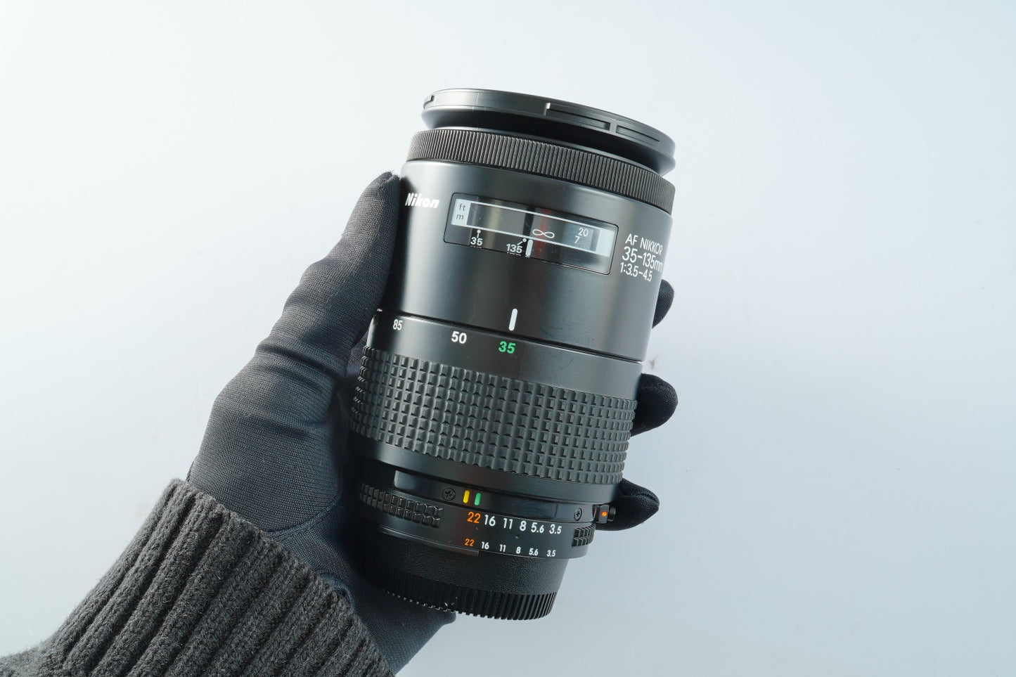 Nikon AF Nikkor 35-135mm F/3.5-4.5  ズームレンズ