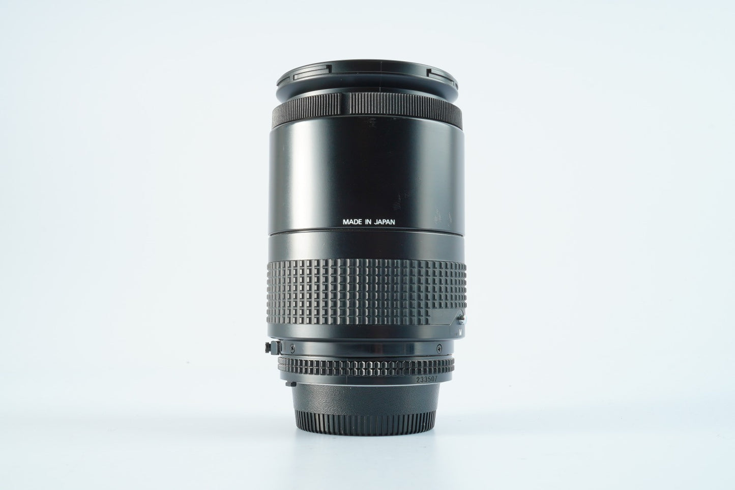 Nikon AF Nikkor 35-135mm F/3.5-4.5  ズームレンズ