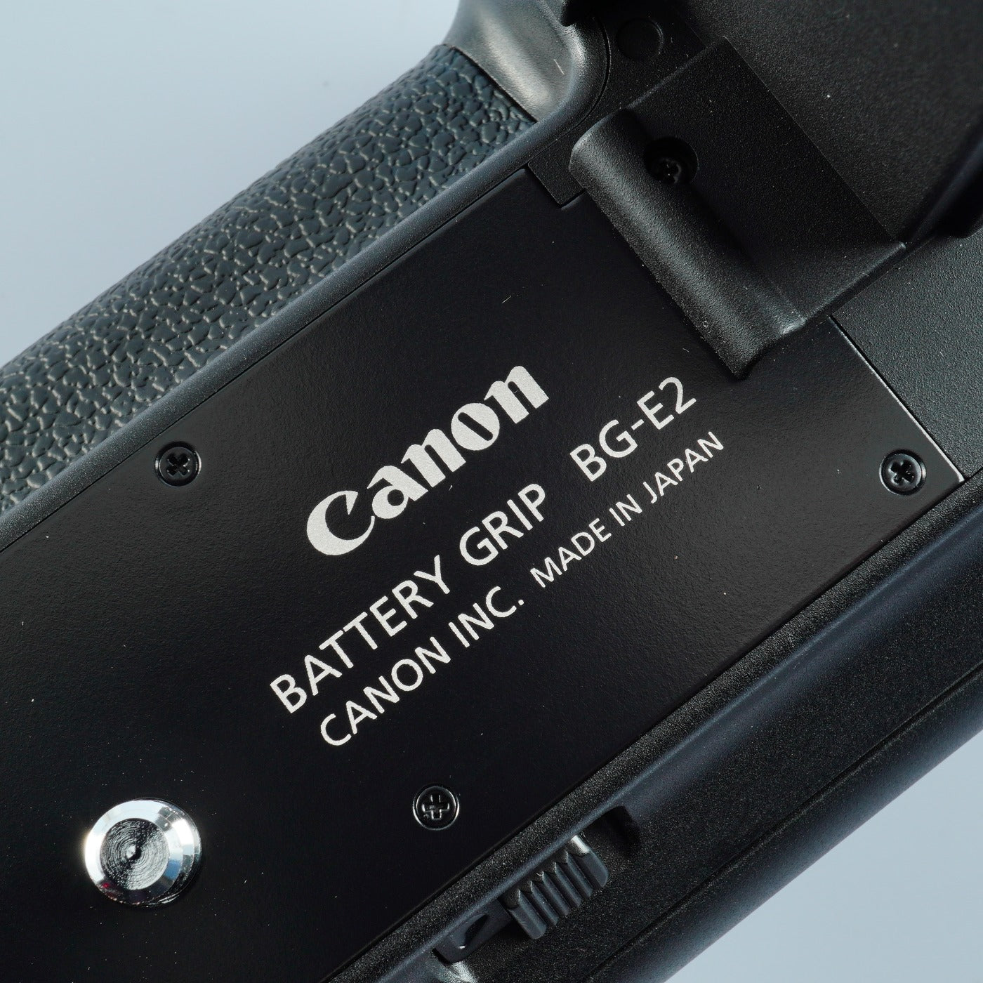 Canon EOS 20D + EF-S 18-55mm F/3.5-5.6Ⅱ USM + BG-E2 + CF 1GB デジタル一眼レフカメラ