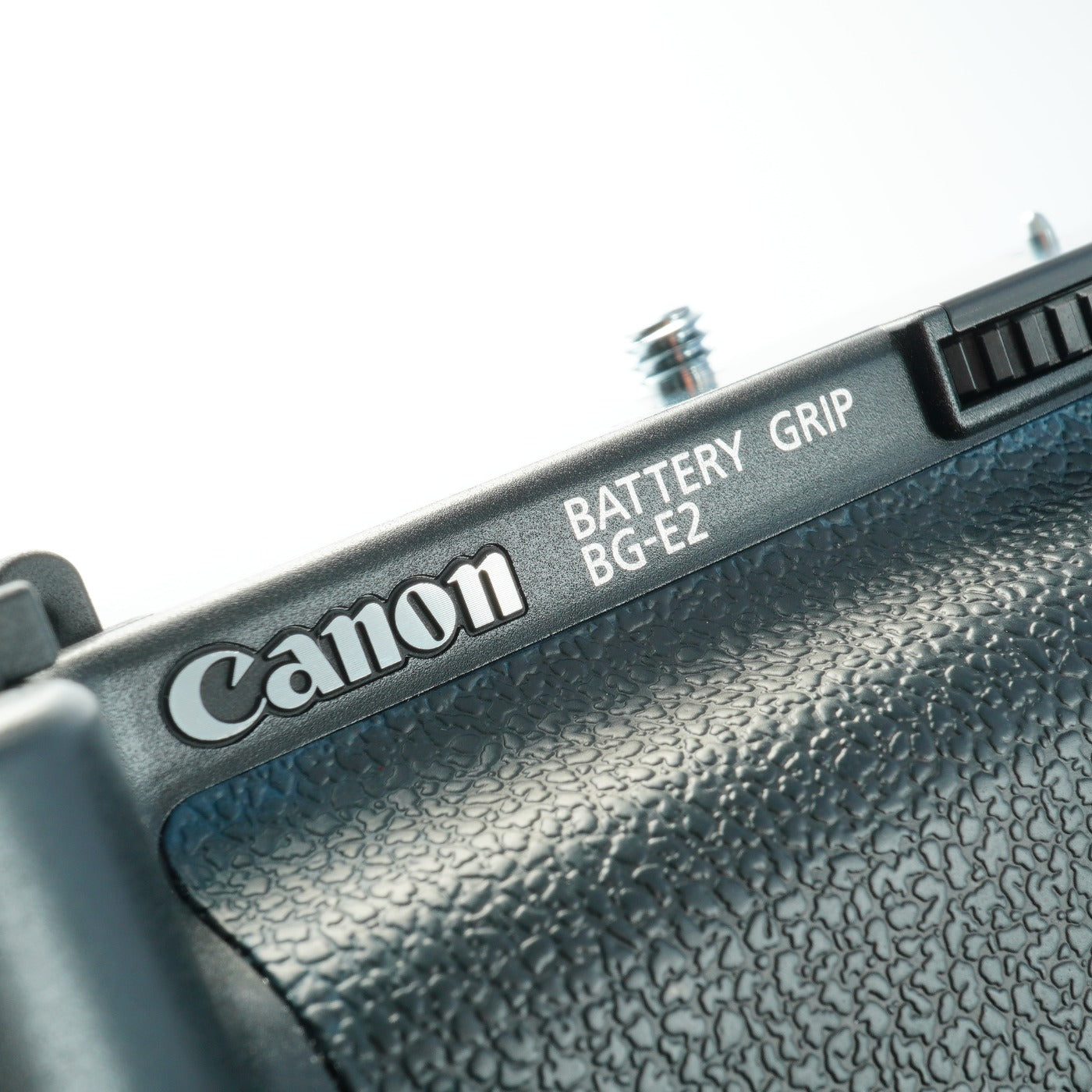 Canon EOS 20D + EF-S 18-55mm F/3.5-5.6Ⅱ USM + BG-E2 + CF 1GB デジタル一眼レフカメラ