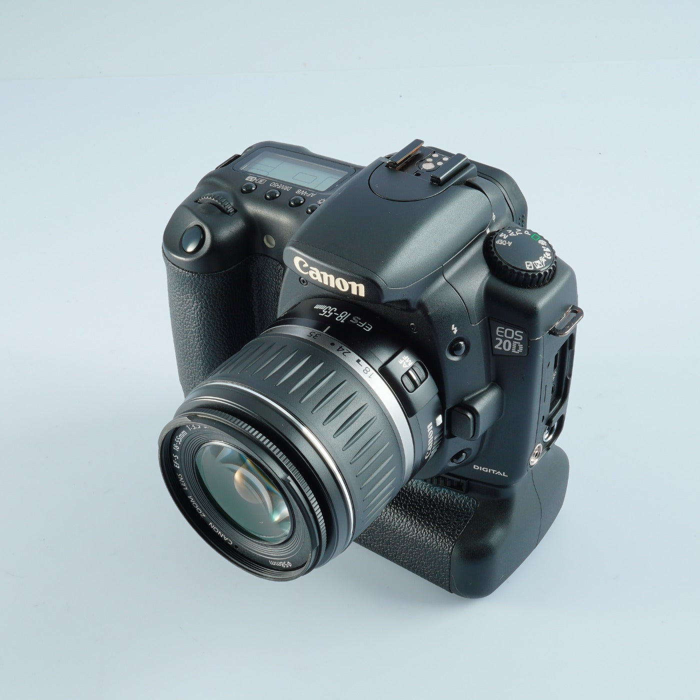 Canon EOS 20D + EF-S 18-55mm F/3.5-5.6Ⅱ USM + BG-E2 + CF 1GB デジタル一眼レフカメラ
