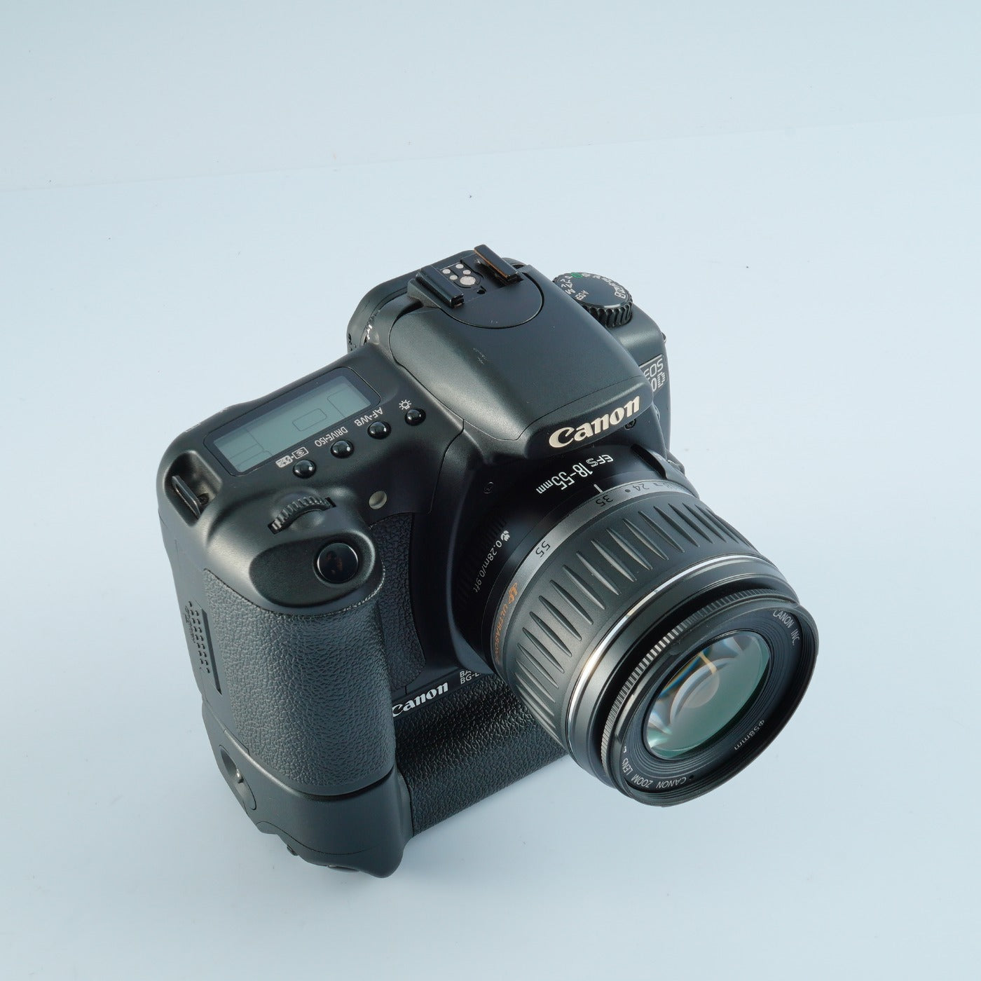 Canon EOS 20D + EF-S 18-55mm F/3.5-5.6Ⅱ USM + BG-E2 + CF 1GB デジタル一眼レフカメラ