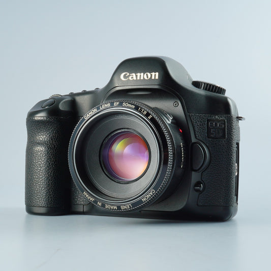 Canon EOS 5D + EF 50mm F/1.8 Ⅱ + CF 4GB デジタル一眼レフカメラ