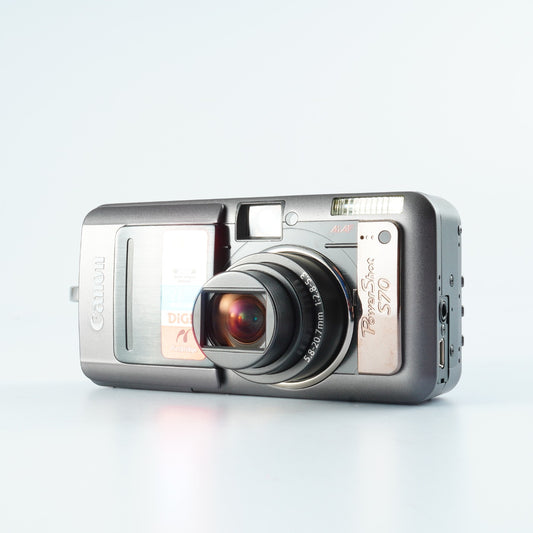 Canon PowerShot S70 + CF 4GB コンパクトデジタルカメラ