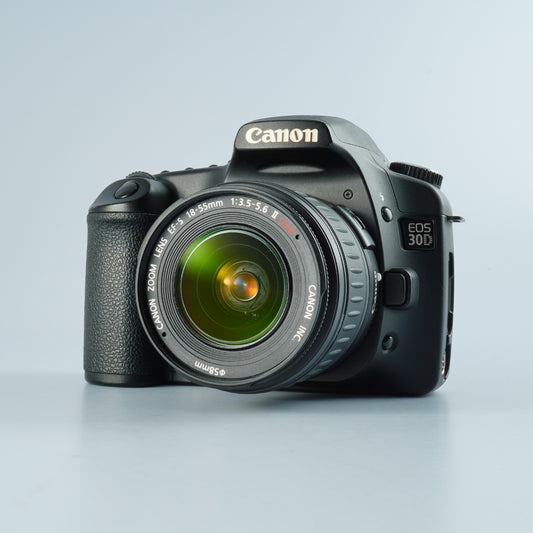 Canon EOS 30D + EF-S 18-55mm F/3.5-5.6 Ⅱ USM + CF 1GB デジタル一眼レフカメラ