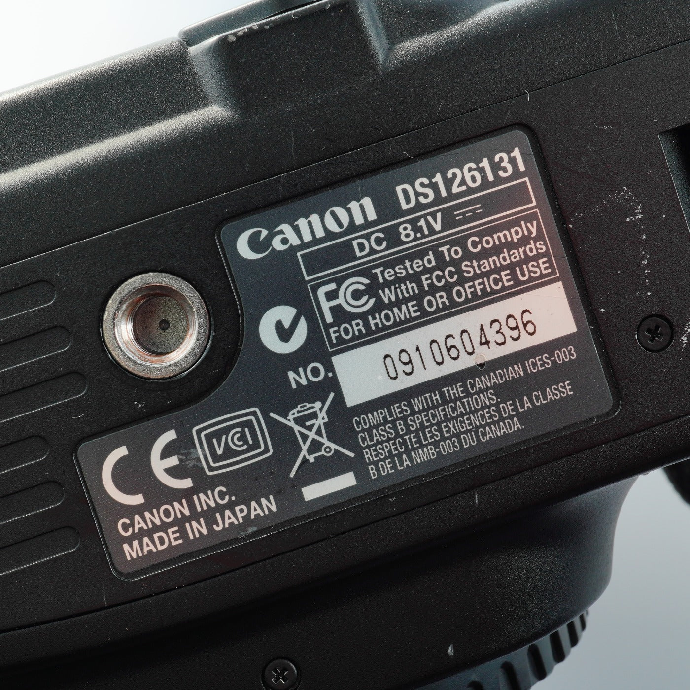 Canon EOS 30D + EF-S 18-55mm F/3.5-5.6 USM デジタル一眼レフカメラ