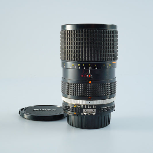 Nikon Ai-S ZOOM-Nikkor 35-70mm F/3.5 MACRO  ズームレンズ
