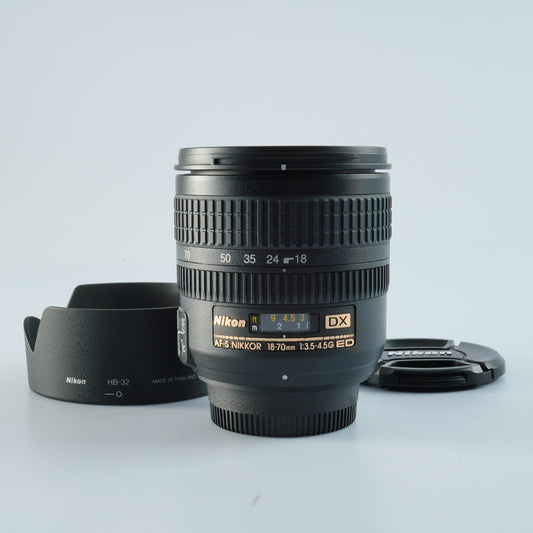 Nikon AF-S DX NIKKOR 18-70mm F/3.5-4.5 G ED  ズームレンズ
