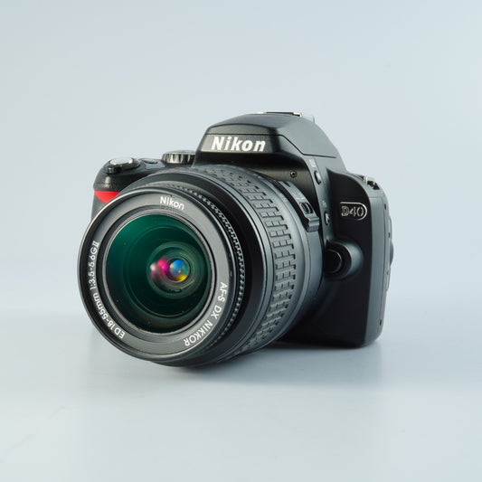 Nikon D40 ＋AF-S DX NIKKOR 18-55mm F/3.5-5.6 GⅡ ED デジタル一眼レフカメラ