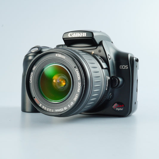 Canon EOS Kiss Digital N + EF-S 18-55mm F/3.5-5.6 Ⅱ USM デジタル一眼レフカメラ