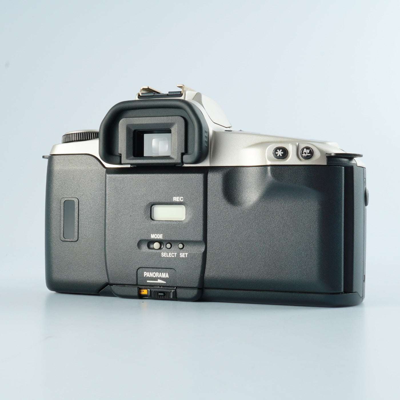 Canon EOS REBEL G + SIGMA ZOOM 28-80mm F/3.5-5.6 II MACRO ASPHERICAL AF フィルム一眼レフカメラ