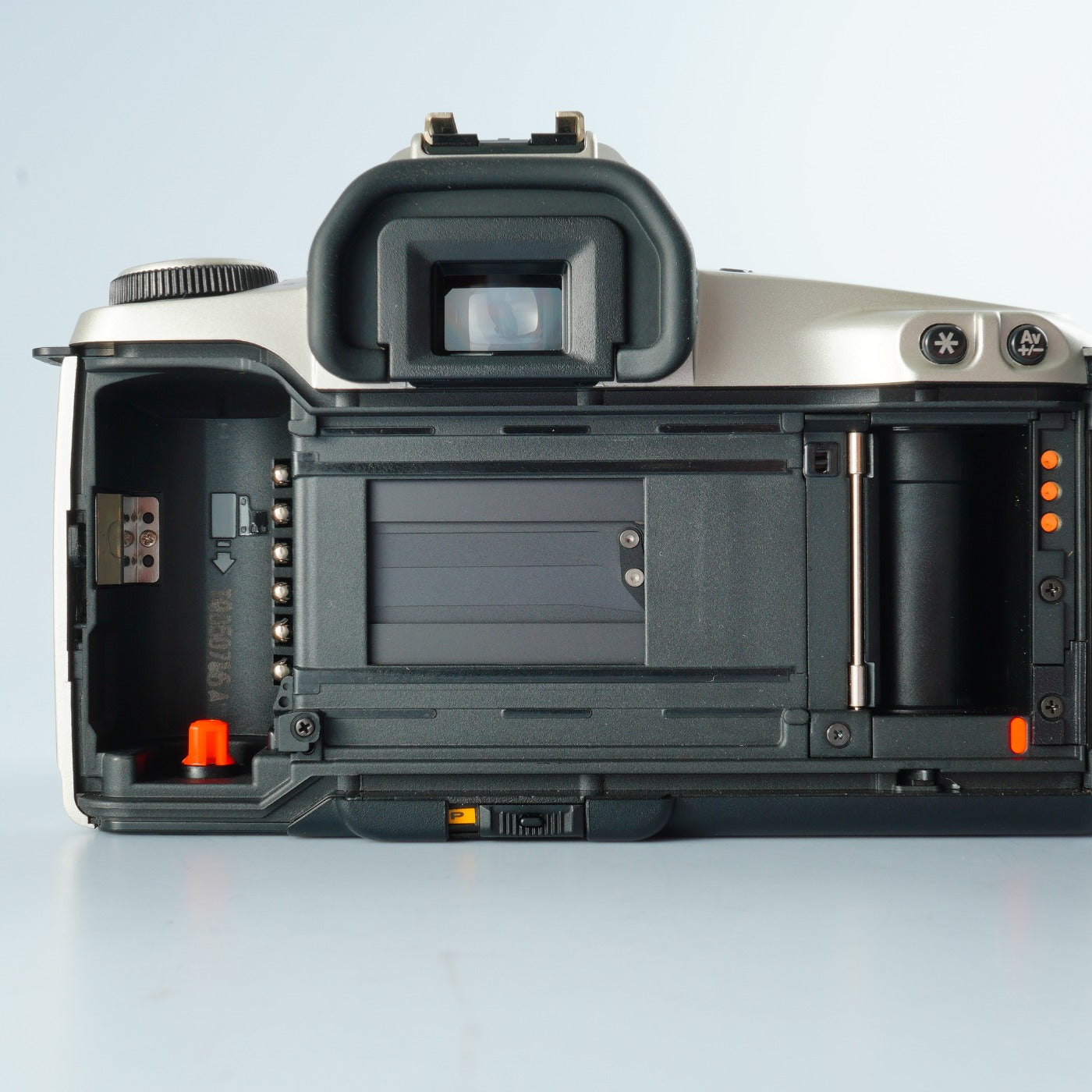 Canon EOS REBEL G + SIGMA ZOOM 28-80mm F/3.5-5.6 II MACRO ASPHERICAL AF フィルム一眼レフカメラ