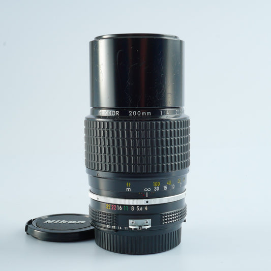 Nikon Ai Nikkor 200mm F/4  単焦点レンズ