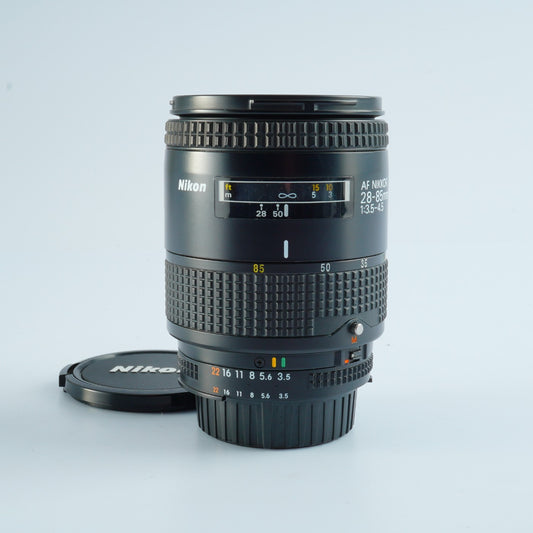 Nikon AF Nikkor 28-85mm F/3.5-4.5  ズームレンズ