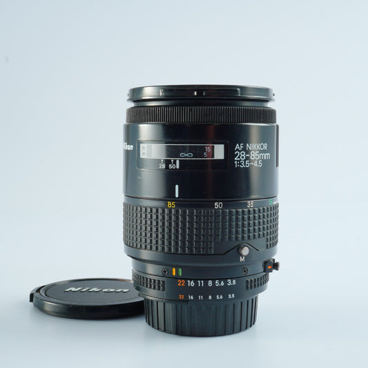 Nikon AF Nikkor 28-85mm F/3.5-4.5  ズームレンズ