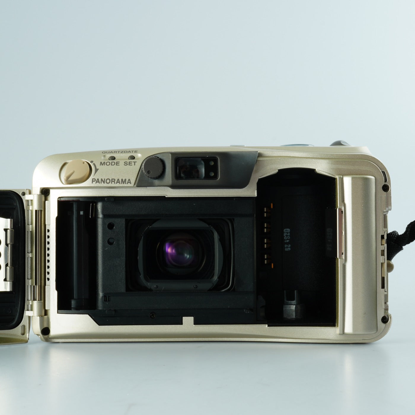 OLYMPUS μ [ mju: ] ( Stylus ) Zoom 140 + Remote Control RC-200