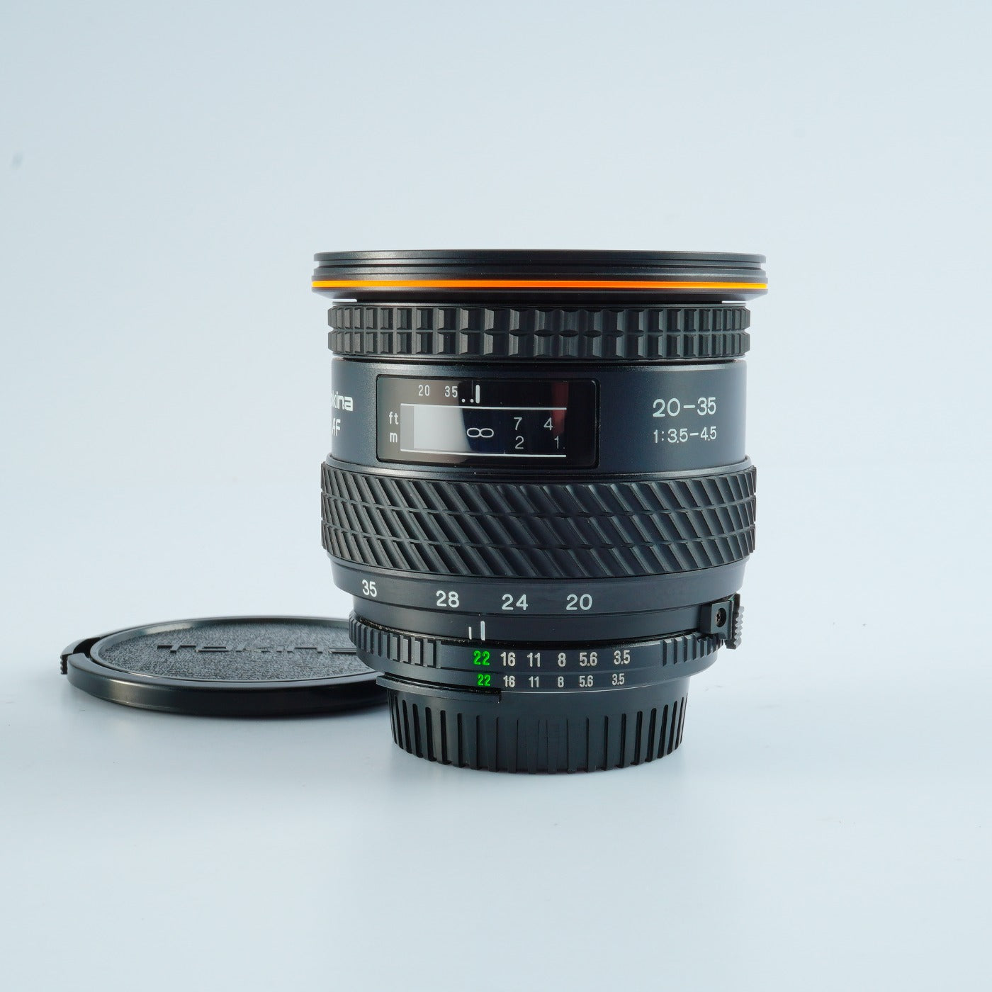 Tokina AF 20-35mm F/3.5-4.5  (Nikon F用) ズームレンズ