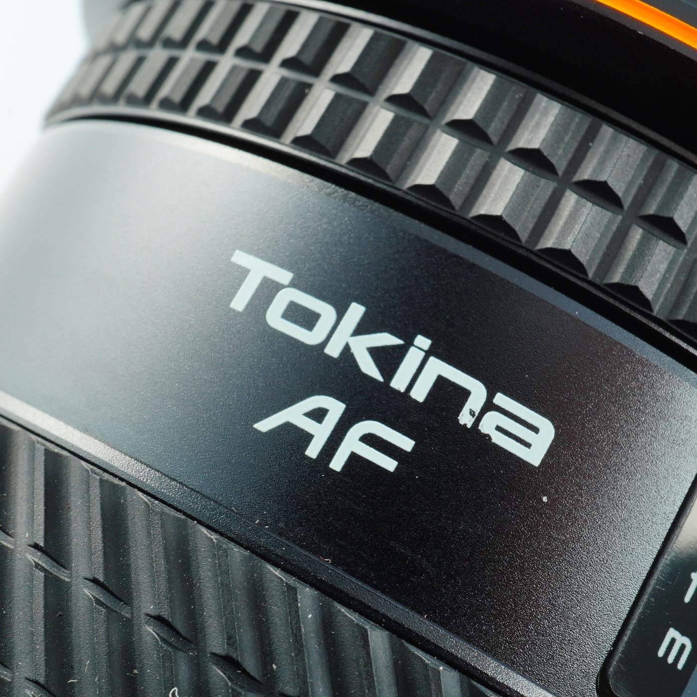 Tokina AF 20-35mm F/3.5-4.5  (Nikon F用) ズームレンズ