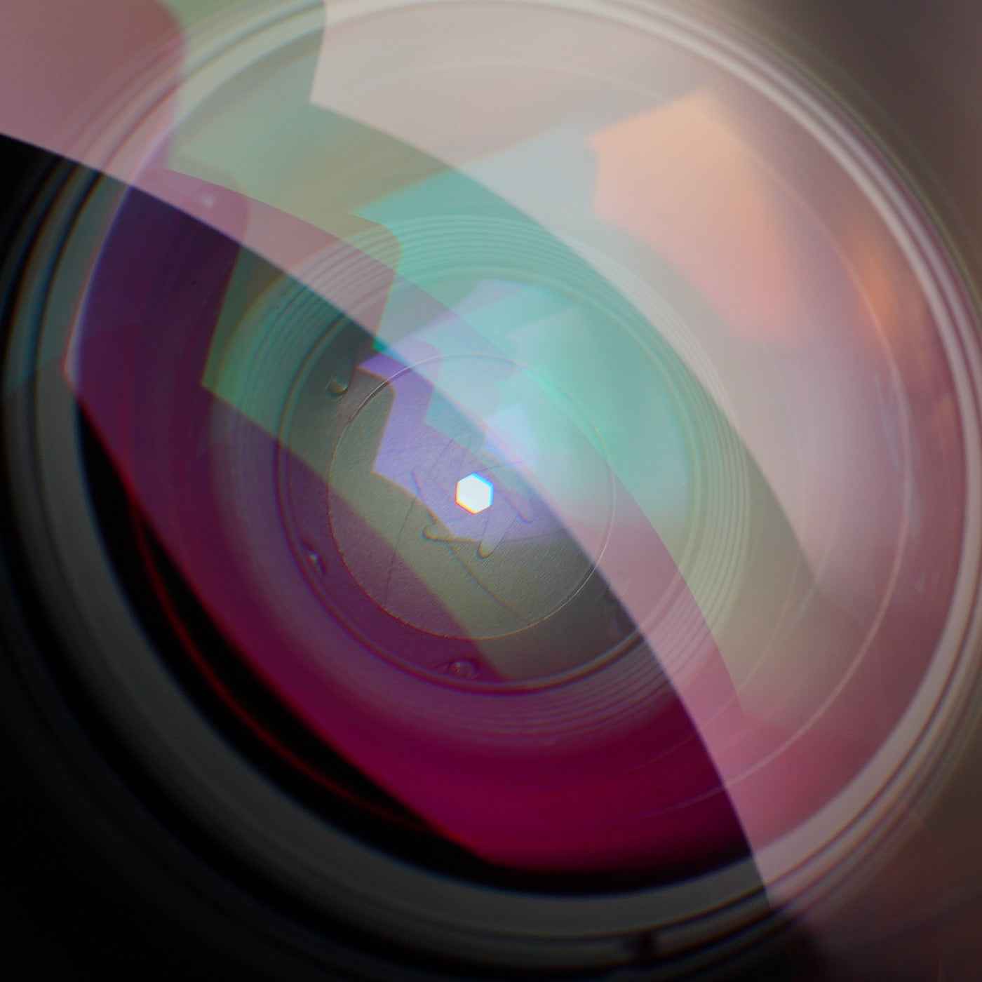 Tokina AF 20-35mm F/3.5-4.5  (Nikon F用) ズームレンズ