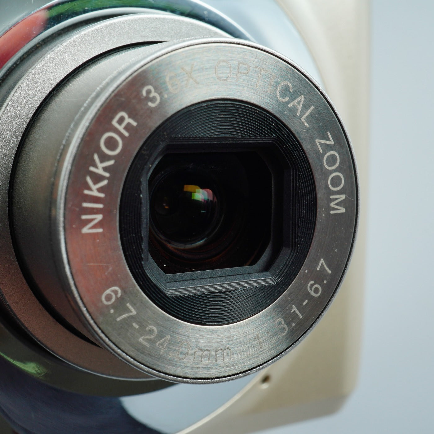 Nikon Coolpix L22 + SD 2GB コンパクトデジタルカメラ