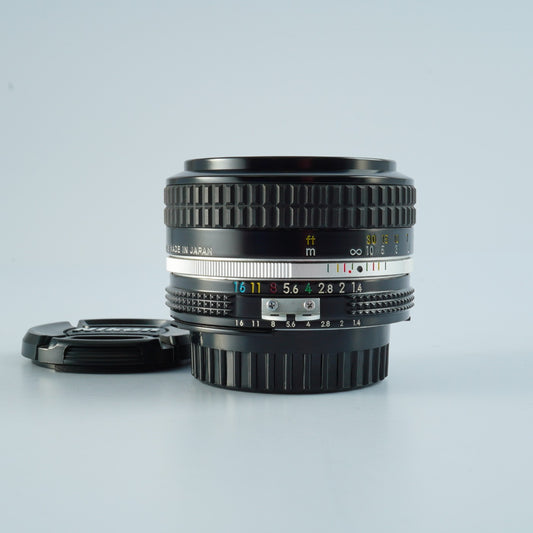 Nikon Ai Nikkor 50mm F/1.4  単焦点レンズ