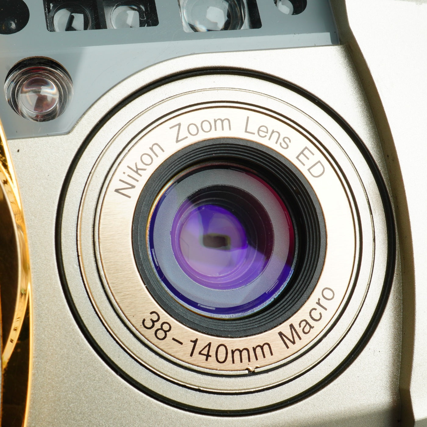 Nikon Lite Touch Zoom 140 EDフィルムカメラ✨完動品✨ Nikon Lite Touch Zoom 140 ED AF コンパクトフィルムカメラ