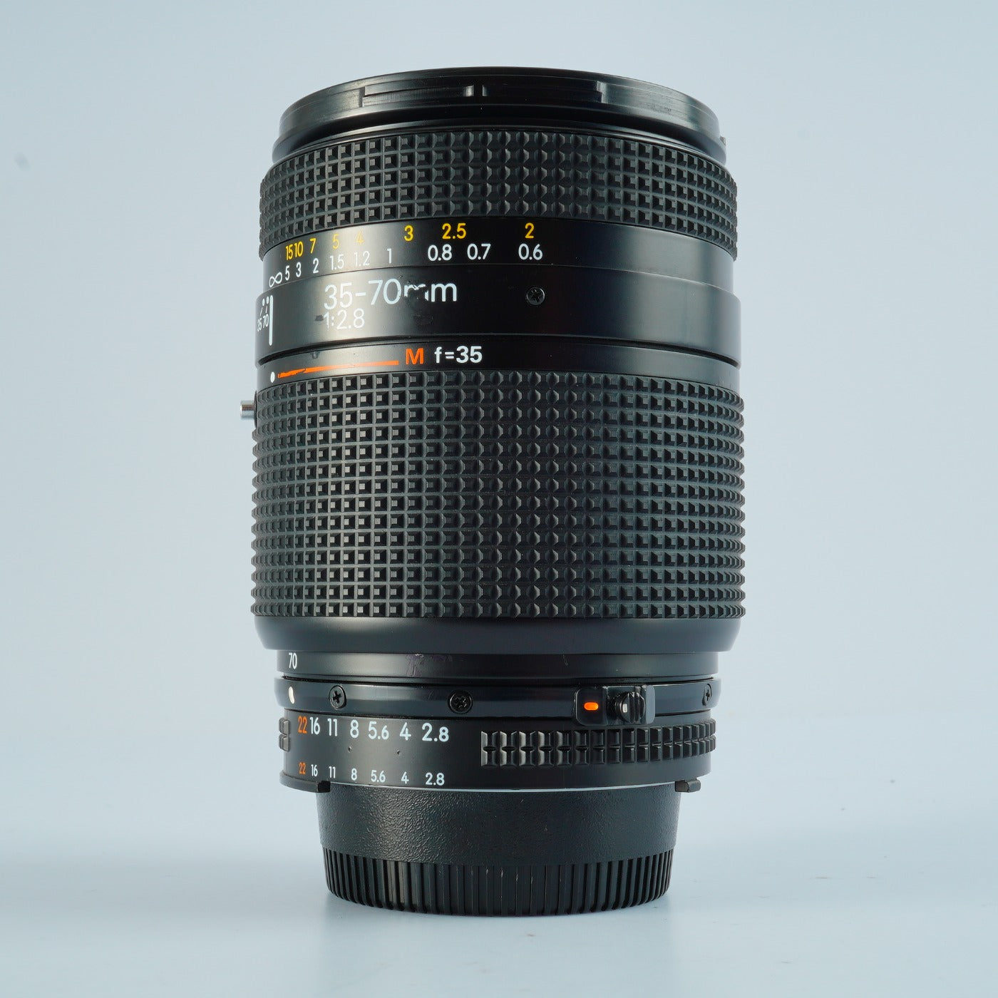 Nikon AF Nikkor 35-70mm F/2.8  ズームレンズ