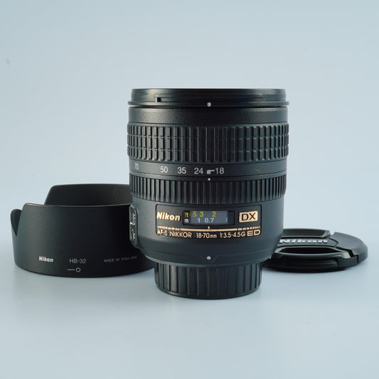 Nikon AF-S DX NIKKOR 18-70mm F/3.5-4.5 G ED  ズームレンズ