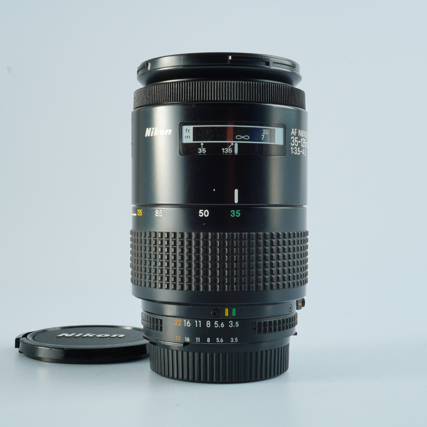 Nikon Nikkor AF 35-135mm f/3.5-4.5  ズームレンズ