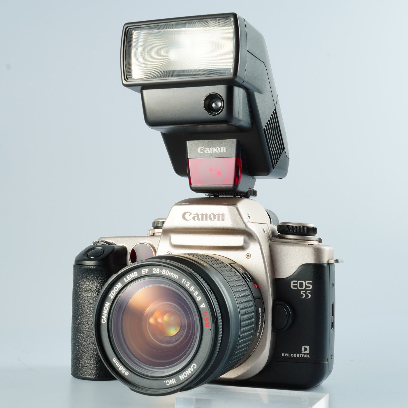 Canon EOS 55 (ELAN II) ＋ EF 28-80mm F/3.5-5.6 V USM + SPEEDLITE 300EZ AF フィルム一眼レフカメラ