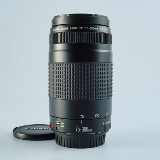 Canon EF 75-300mm F/4-5.6 Ⅱ  ズームレンズ