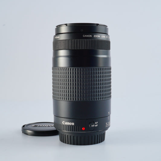 Canon EF 75-300mm F/4-5.6 Ⅱ  ズームレンズ