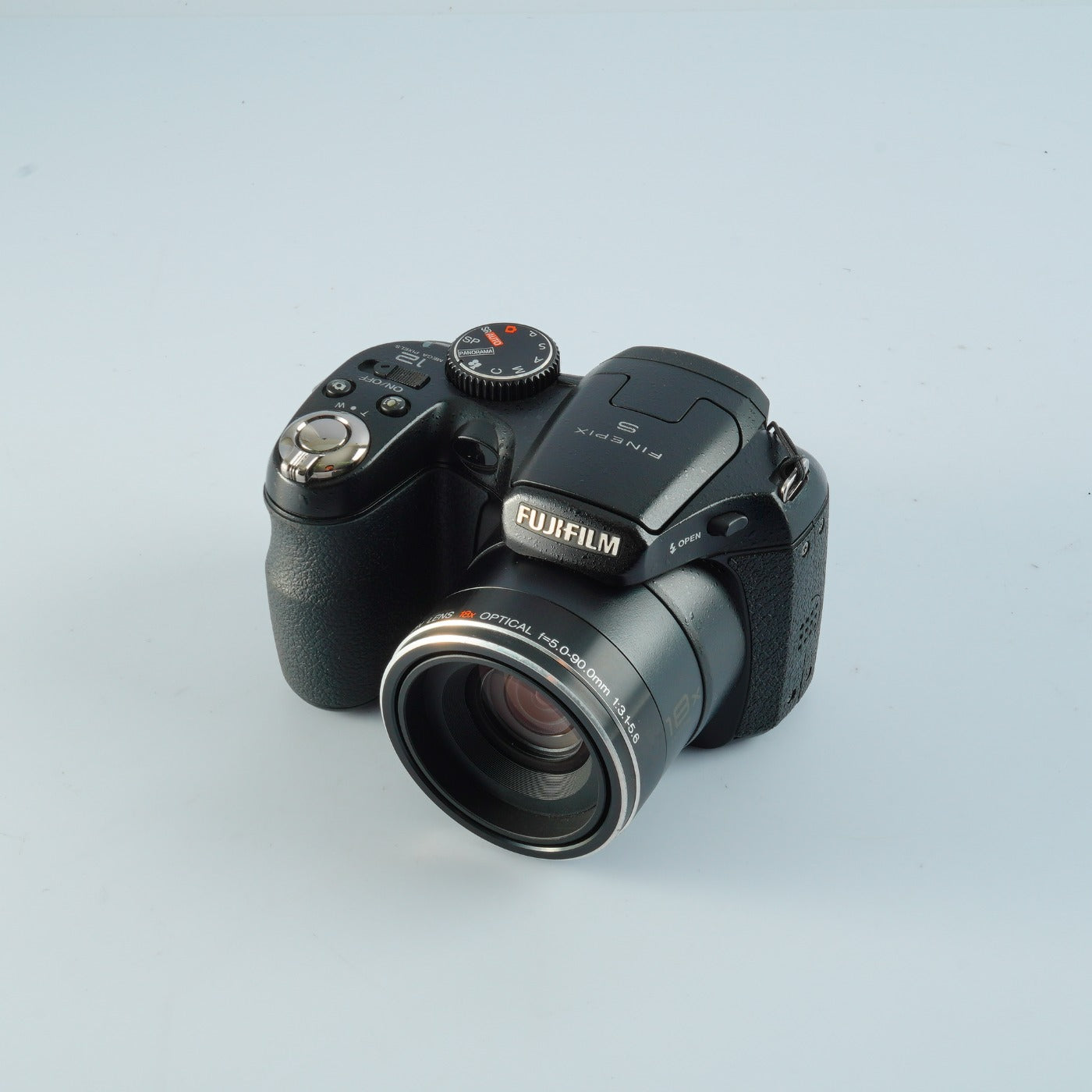 FUJIFILM Finiepix S2500HD + SD 2GB コンパクトデジタルカメラ