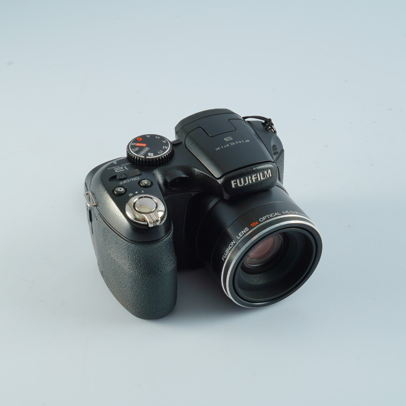 FUJIFILM Finiepix S2500HD + SD 2GB コンパクトデジタルカメラ