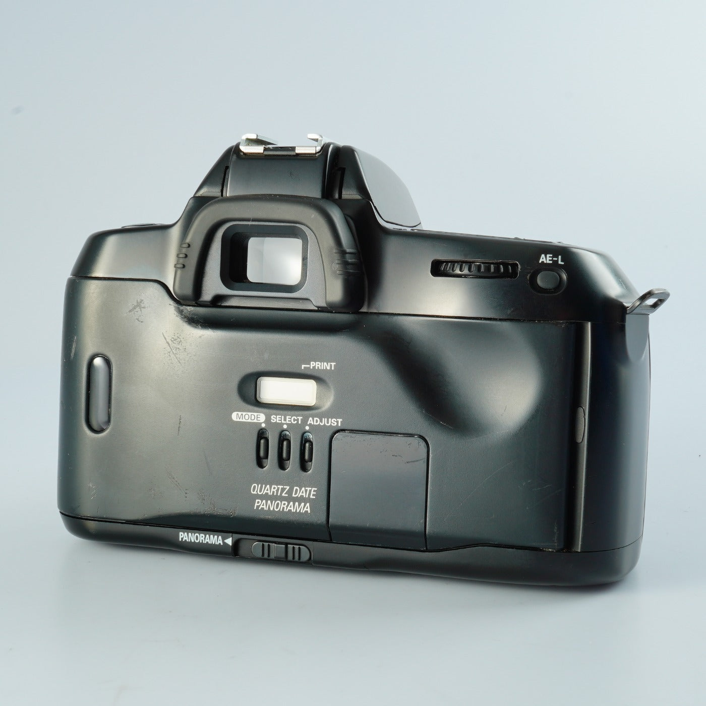 Nikon F70 (N70) + AF NIKKOR 28-70mm F/3.5-4.5 D AF フィルム一眼レフカメラ