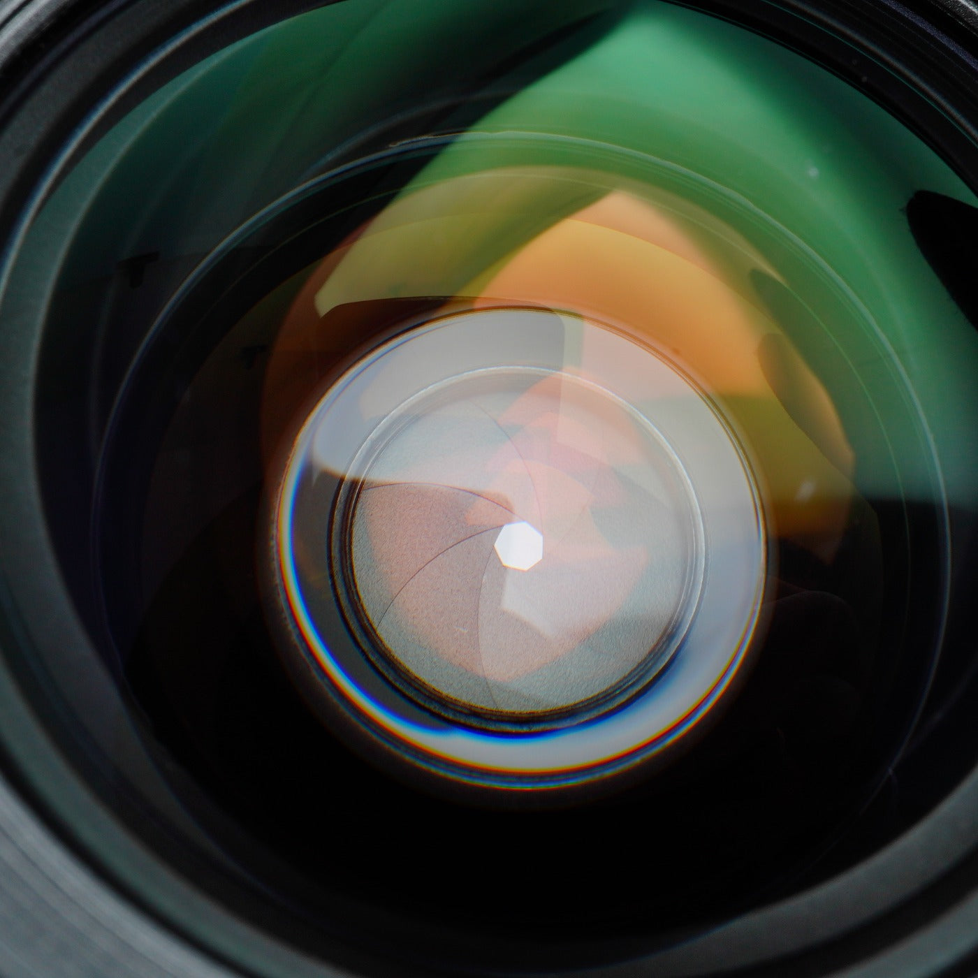 MINOLTA AF 24-50mm F/4   ズームレンズ