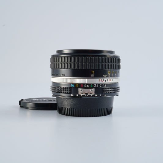 Nikon Ai Nikkor 50mm f/1.4  単焦点レンズ
