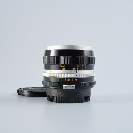 Nikon NIKKOR-S Auto 35mm f/2.8 非Ai  単焦点レンズ