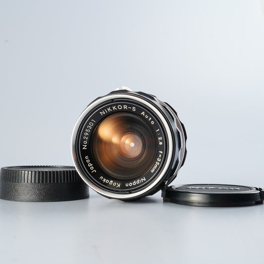 Nikon NIKKOR-S Auto 35mm f/2.8 非Ai  単焦点レンズ