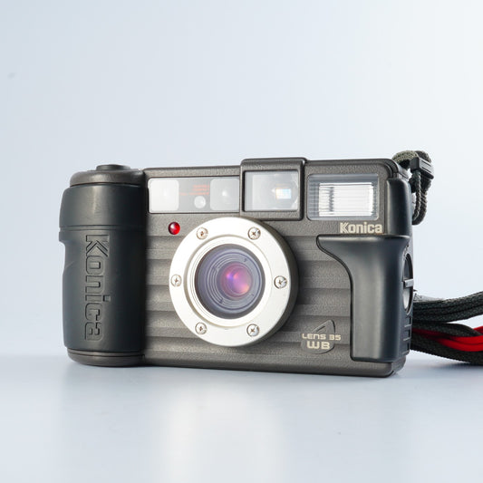 Konica 現場監督 ( GENBAKANTOKU ) Lens 35 WB コンパクトフィルムカメラ